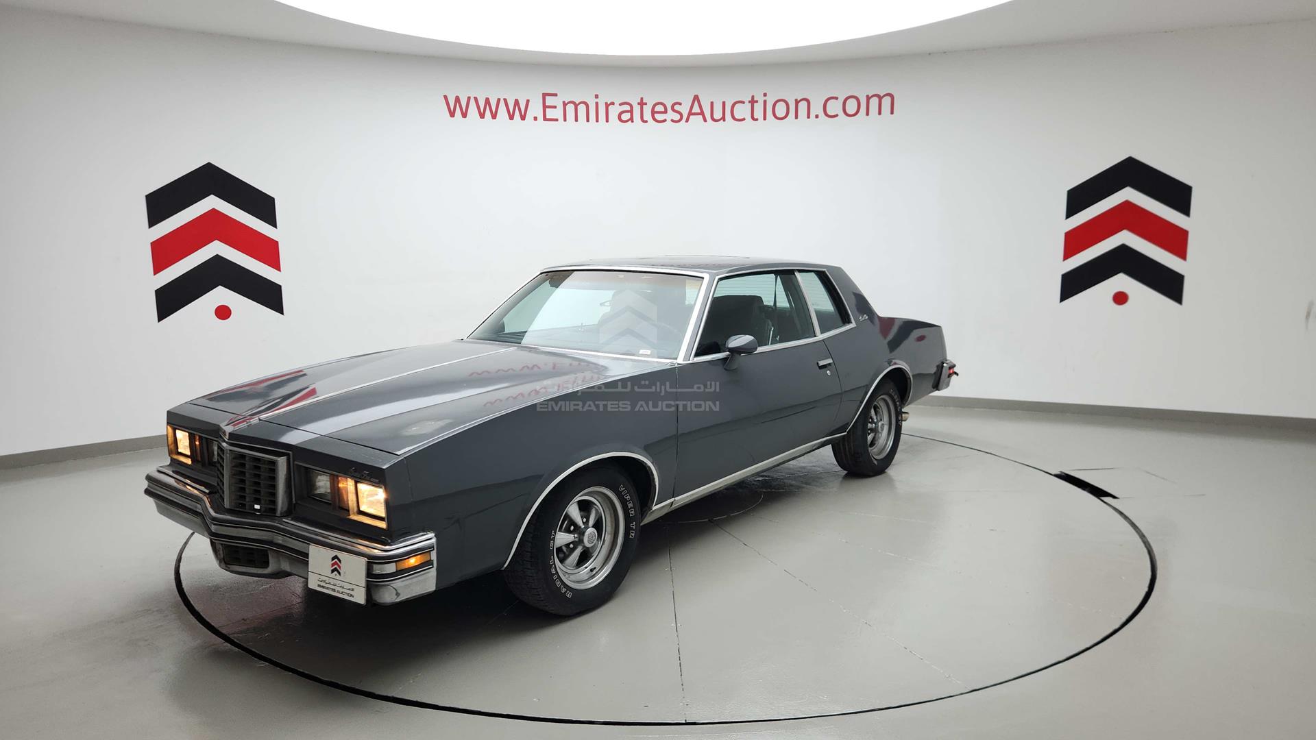 1979 PONTIAC GRAND PRIX VIN: 2K37Y92513443