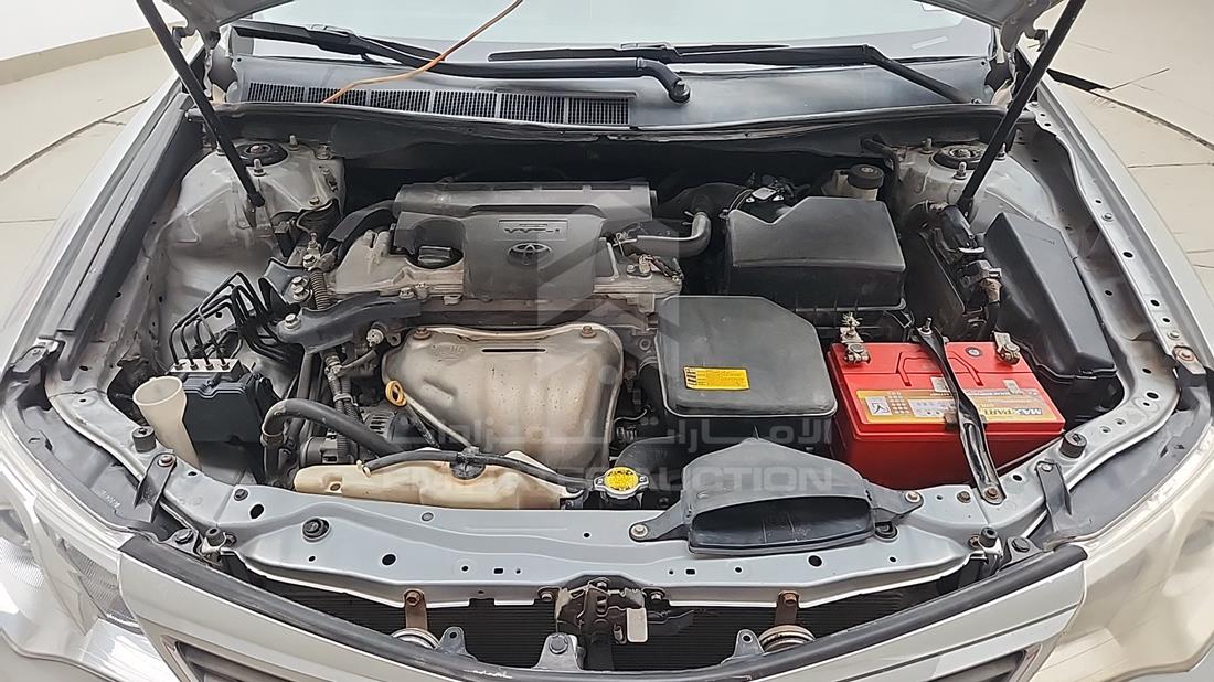 2015 Toyota Camry — Engine Bay — Photo 33