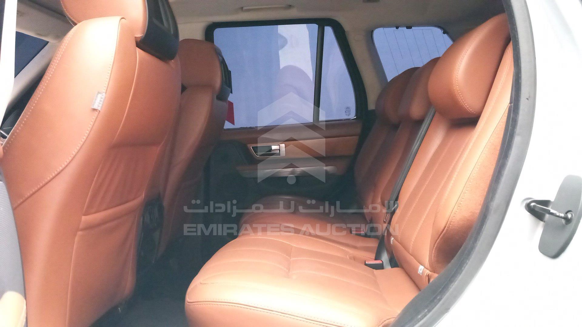 2011 RANGE ROVER SPORT VIN: SALLSAAD4BA298420