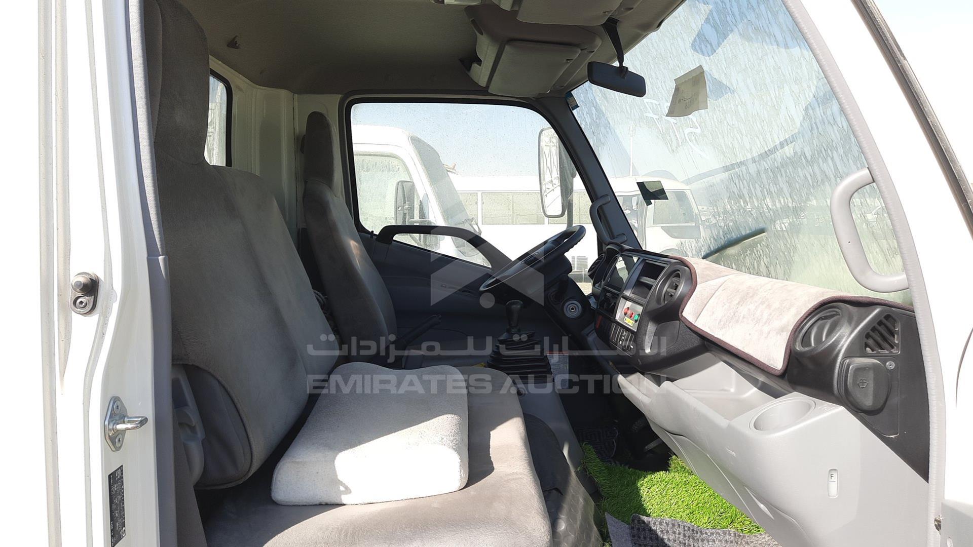 2023 HINO 300 VIN: JHHYCP0F7PK028218