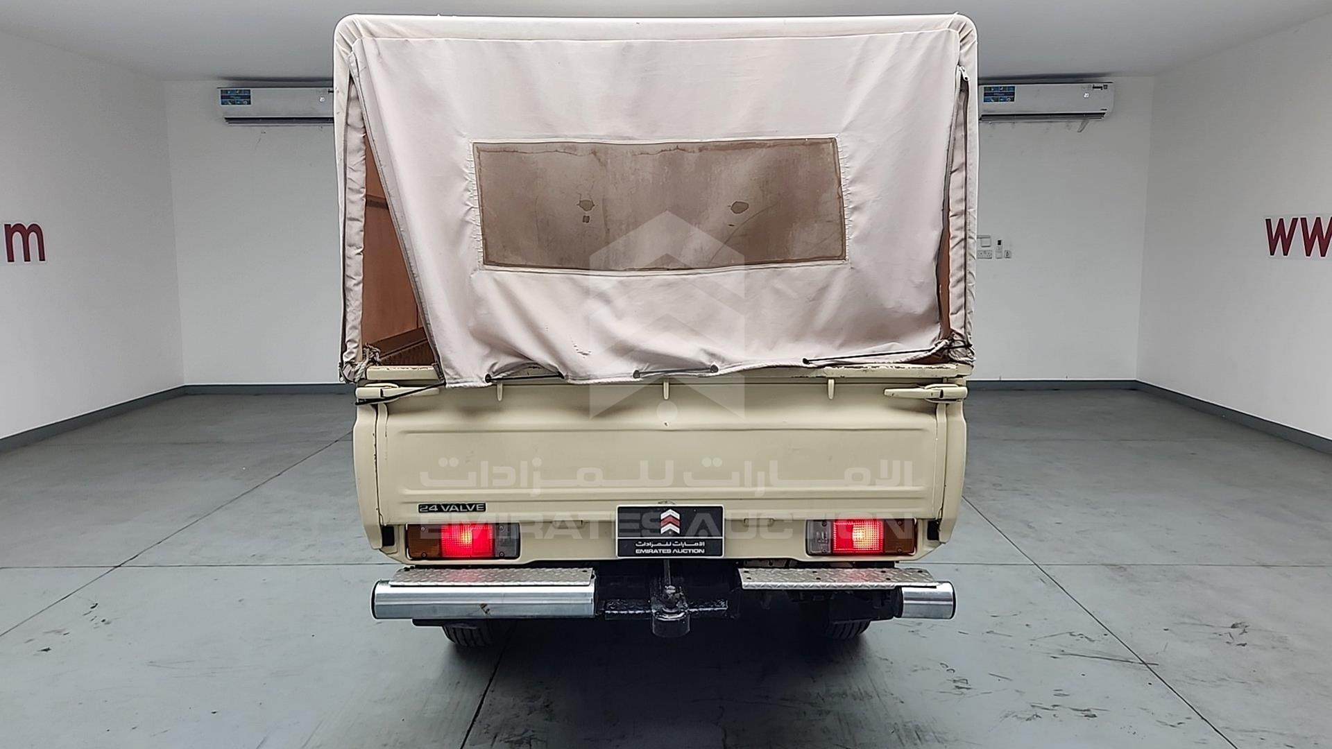 2000 TOYOTA LAND CRUISER VIN: JTFLJ71JXY8000683