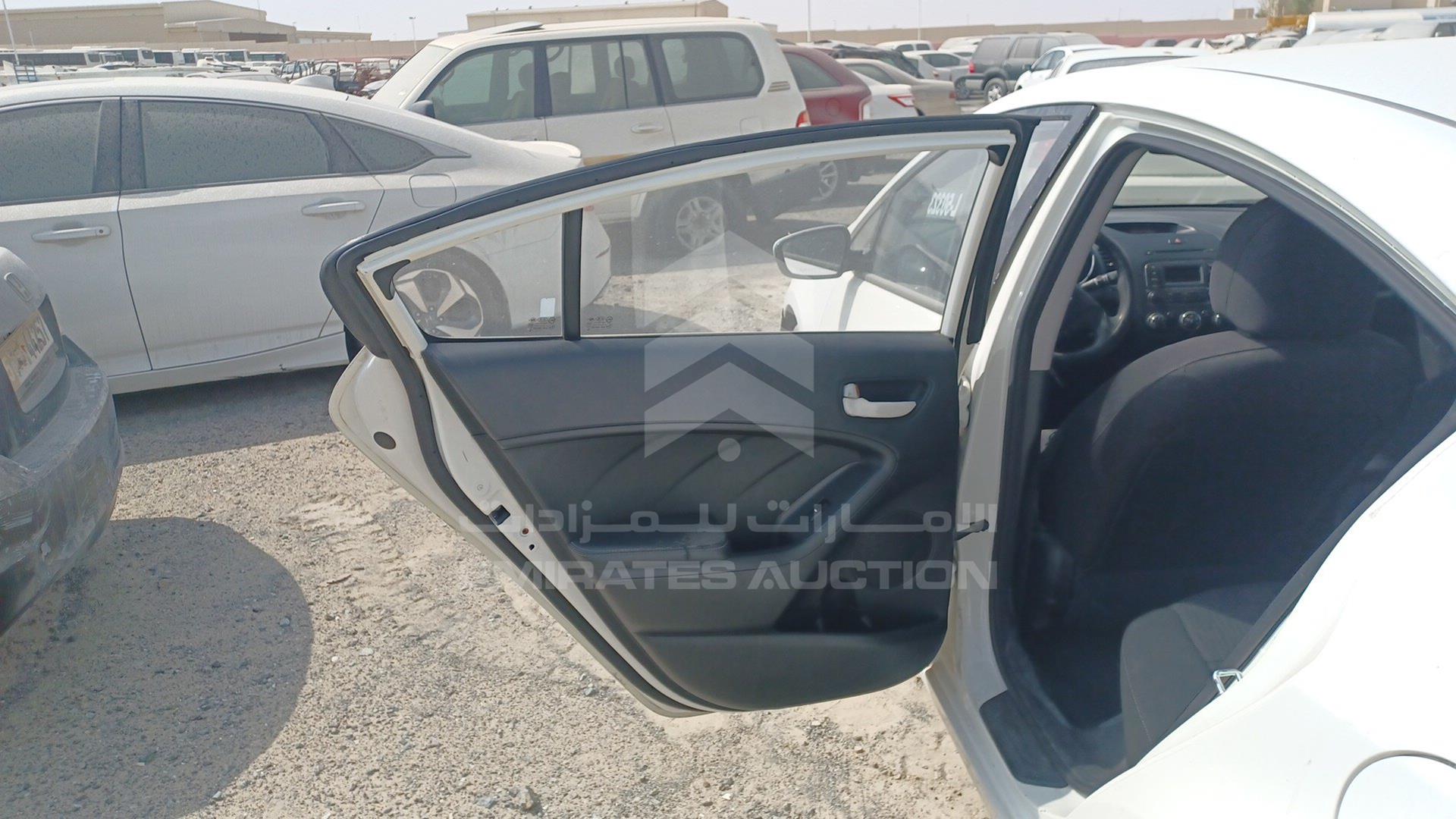2016 KIA CERATO VIN: KNAFK4174G5553896