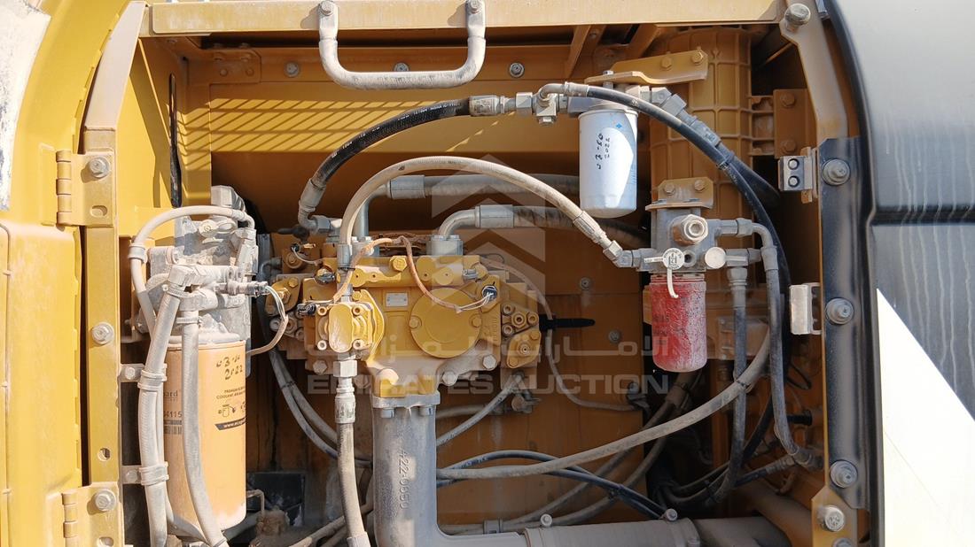 2016 Caterpillar 330D — Engine Bay — Photo 21