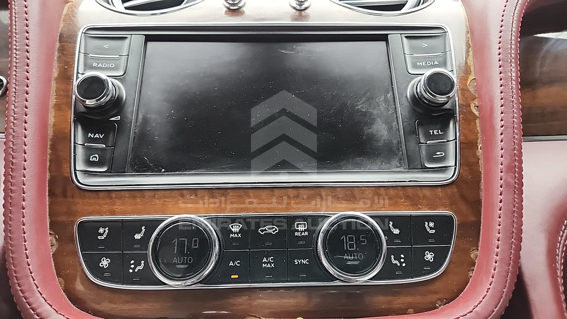 2019 BENTLEY BENTAYGA VIN: SJAAL1ZV2KC023332