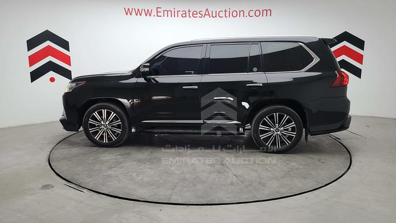 JTJHY00W1L4326058 Auction: EmiratesAuction Lot: 409451 JTJHY00W1L4326058 Lexus LX 570 2020 WHITE Photo 59