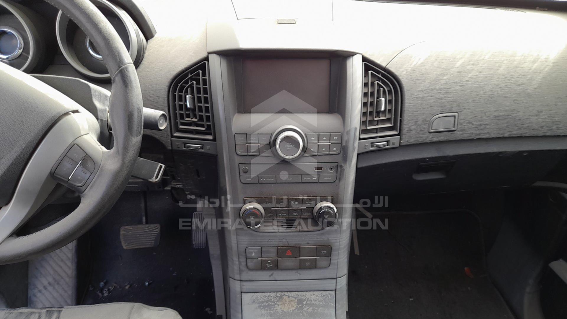 2018 MAHINDRA XUV500 VIN: MA1YW2LDVJ6050689
