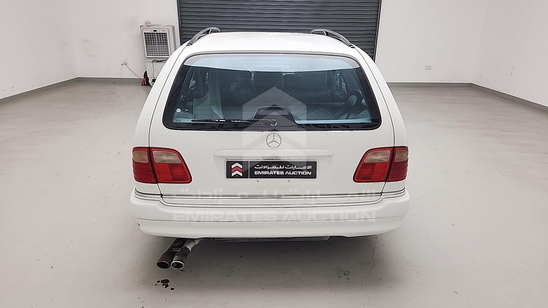 1999 MERCEDES E 55 AMG VIN: WDB2102701A824280