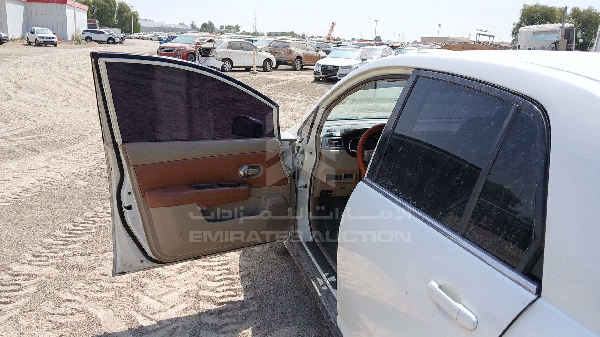 2008 NISSAN TIIDA VIN: JN1CC11C38T018198
