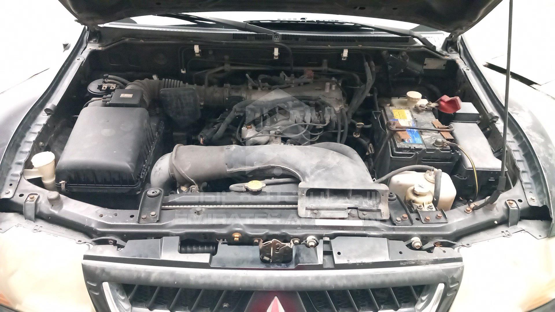 2007 MITSUBISHI PAJERO VIN: JMYMRV63W7J706149