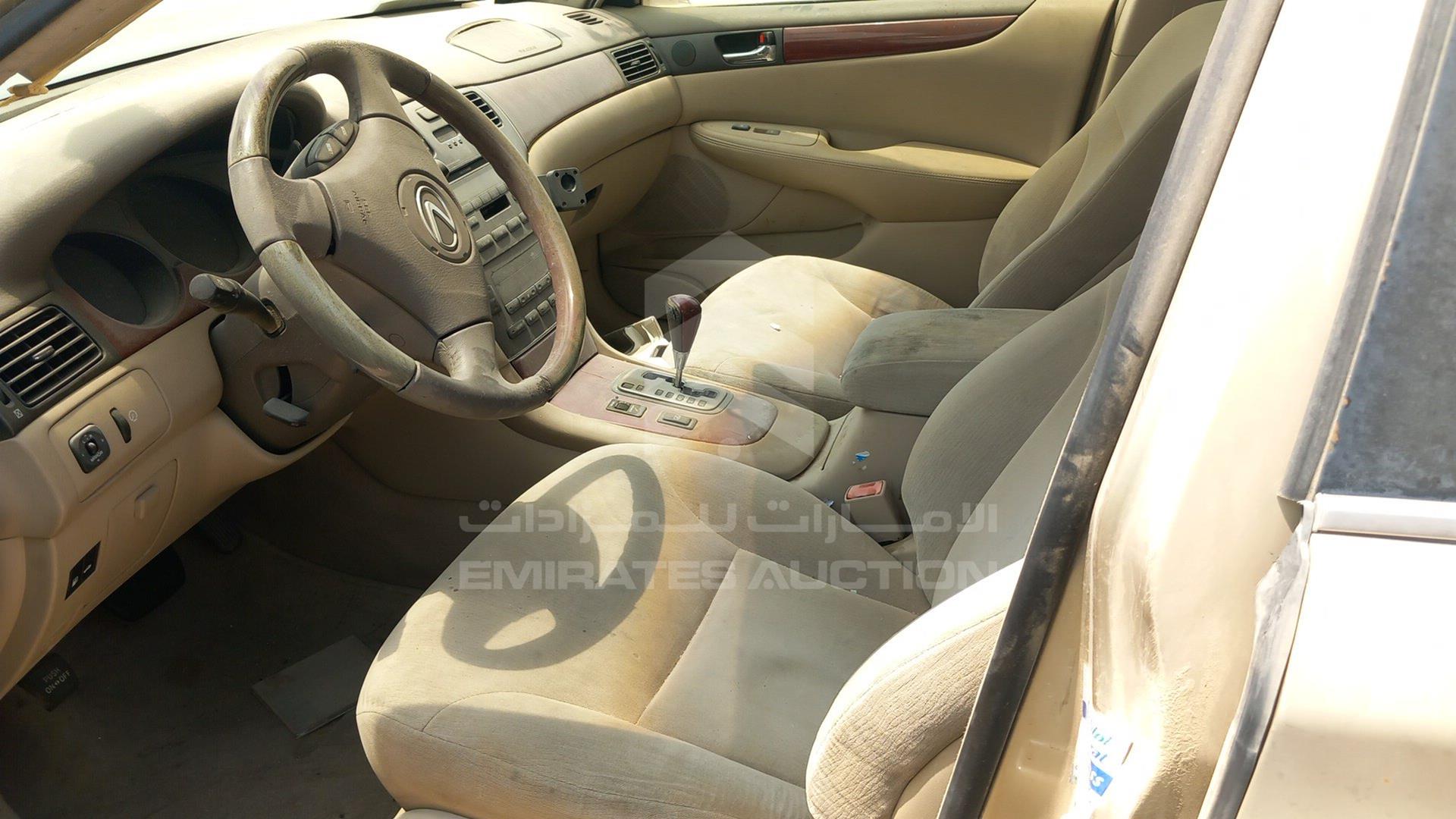2003 LEXUS ES 300 VIN: JTHBF30G430135510