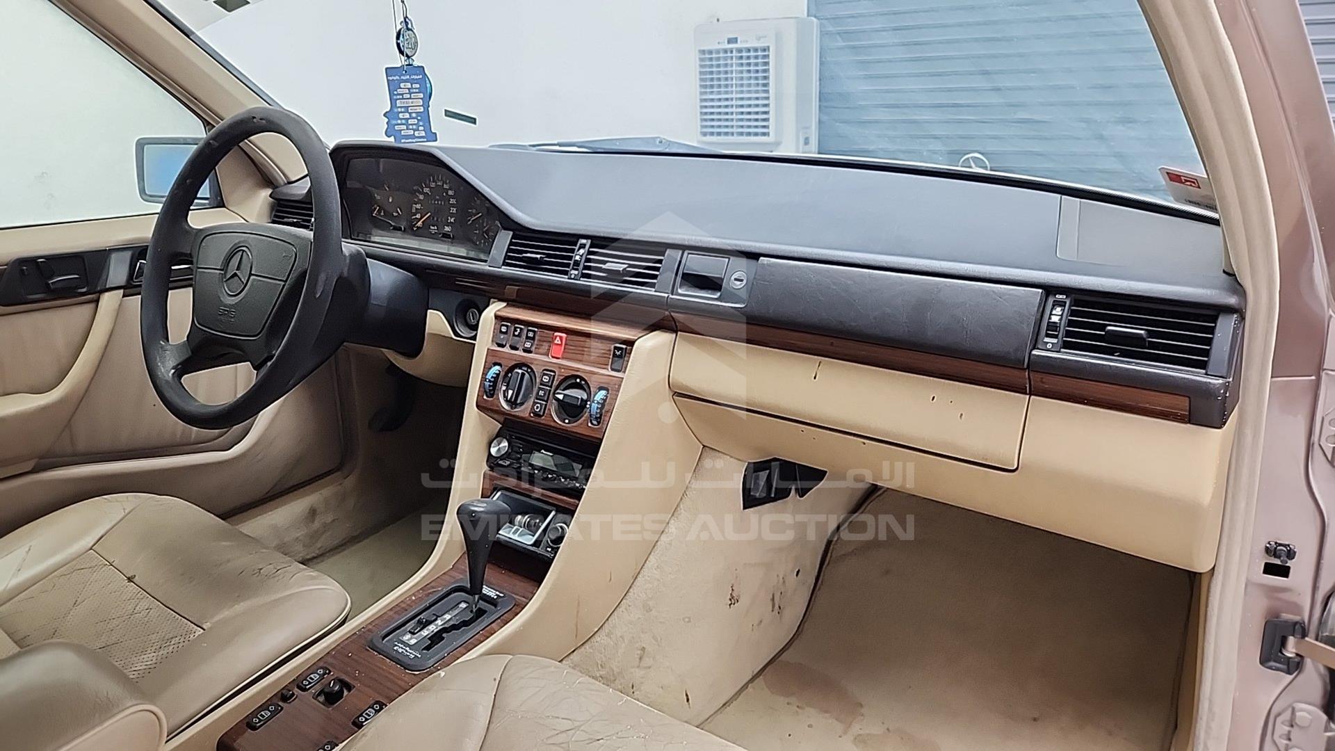 1994 MERCEDES E 280 VIN: WDB1240281C086347