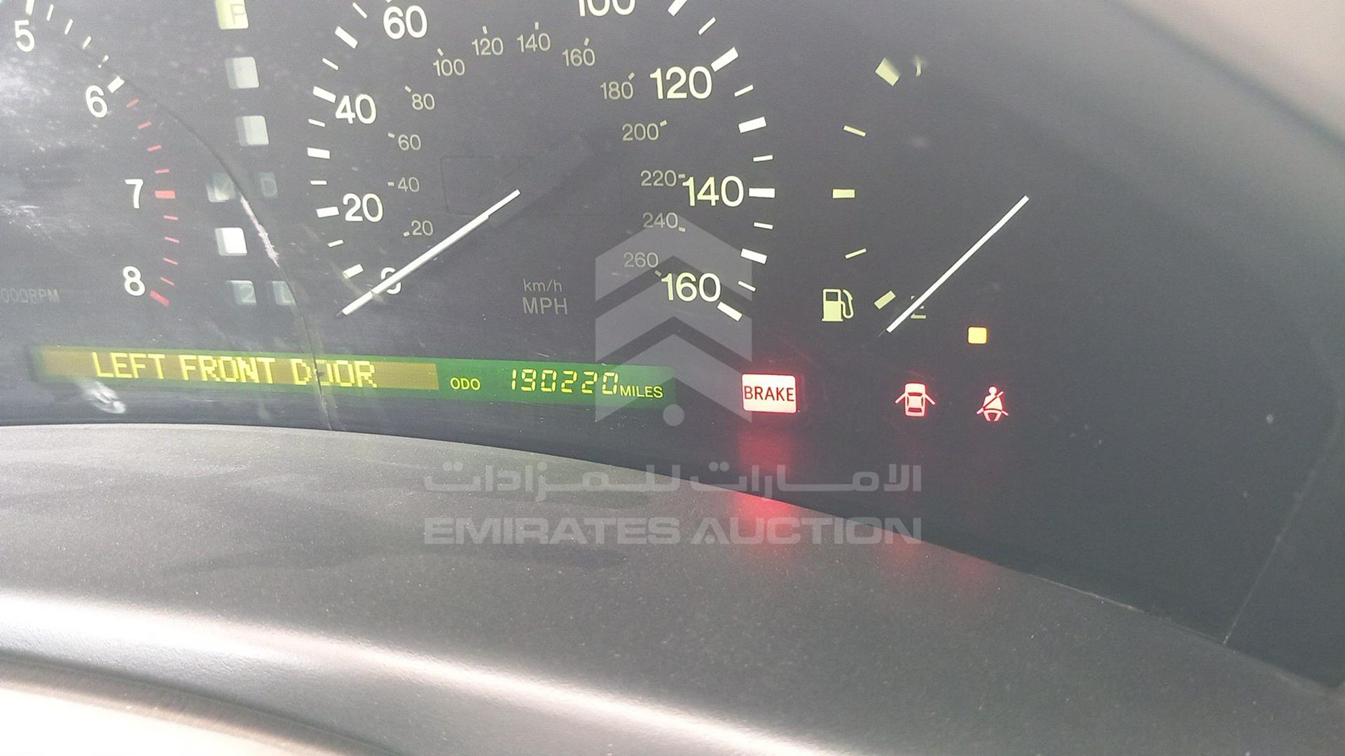 2000 LEXUS LS400 VIN: JT8BH28F5Y0169821