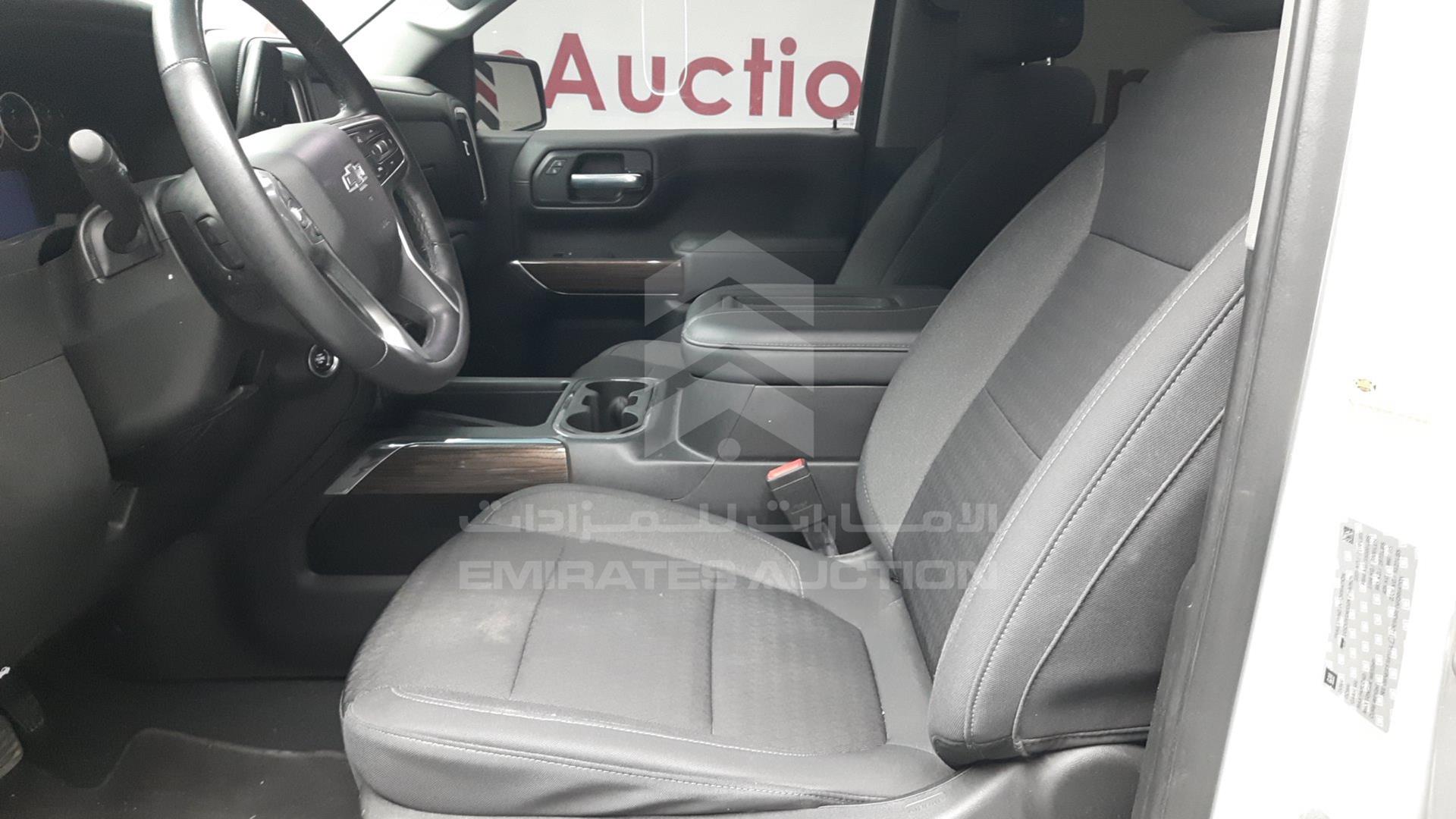 2019 CHEVROLET SILVERADO VIN: 1GCUYDED2KZ190525