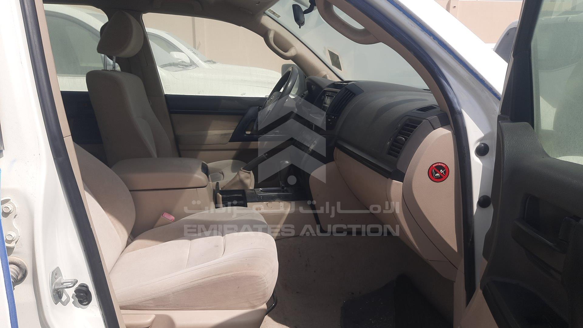 2013 TOYOTA LAND CRUISER VIN: JTMDU09J7D4074564