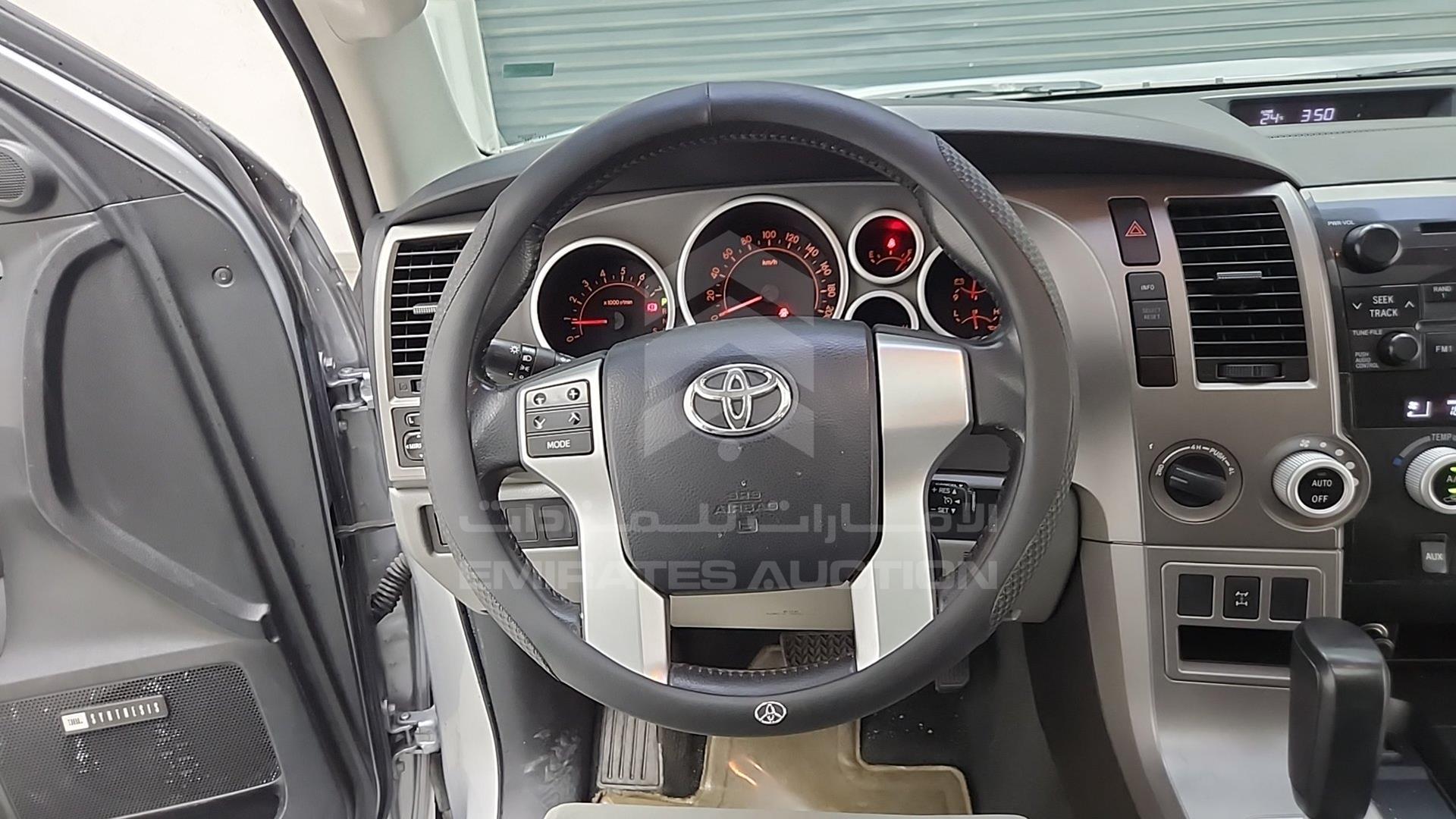 2014 TOYOTA SEQUOIA VIN: 5TDBY64A7ES103959
