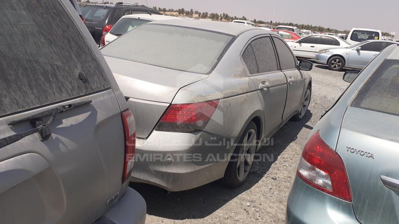 JHMCP26328C404867 Auction: EmiratesAuction Lot: 412009 JHMCP26328C404867 Honda Accord 2008 SILVER Photo 8