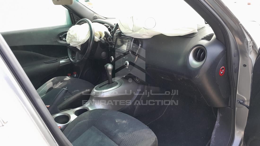 2015 Nissan Juke — Front Right Passenger Dashboard View — Photo 23