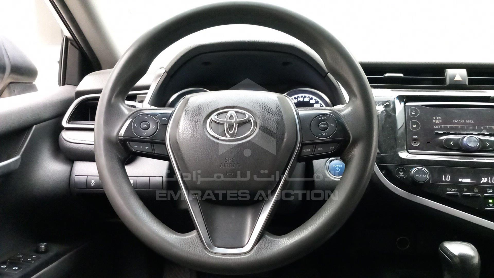 2020 TOYOTA CAMRY HYBRID VIN: JTNB29HK8L3060801