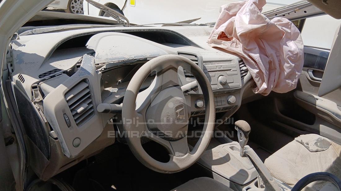 هوندا سيفيك 2012 — زاوية الواجهة الكاملة — صورة 13