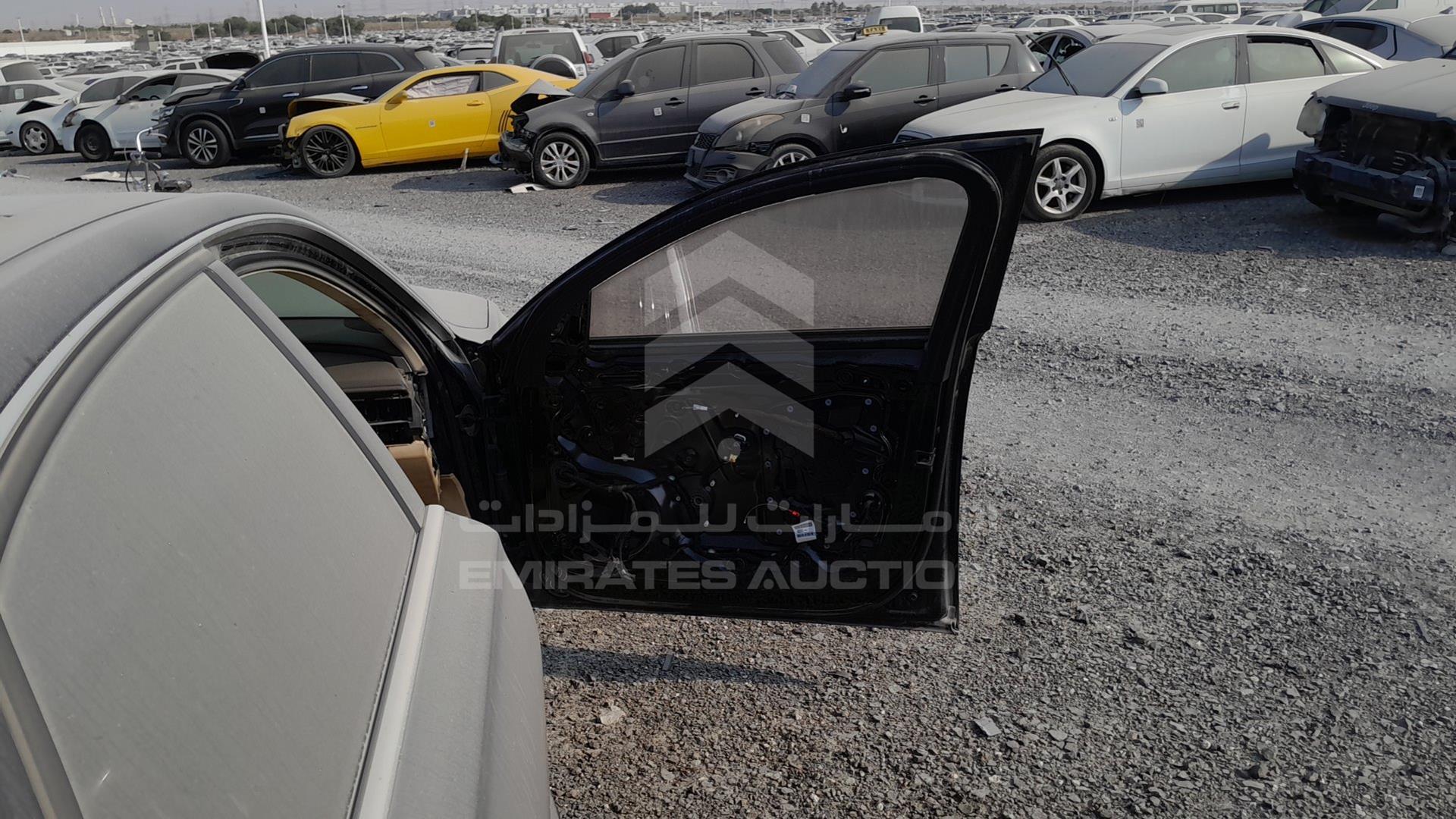 2011 AUDI A8 VIN: WAURVB4H1BN014903