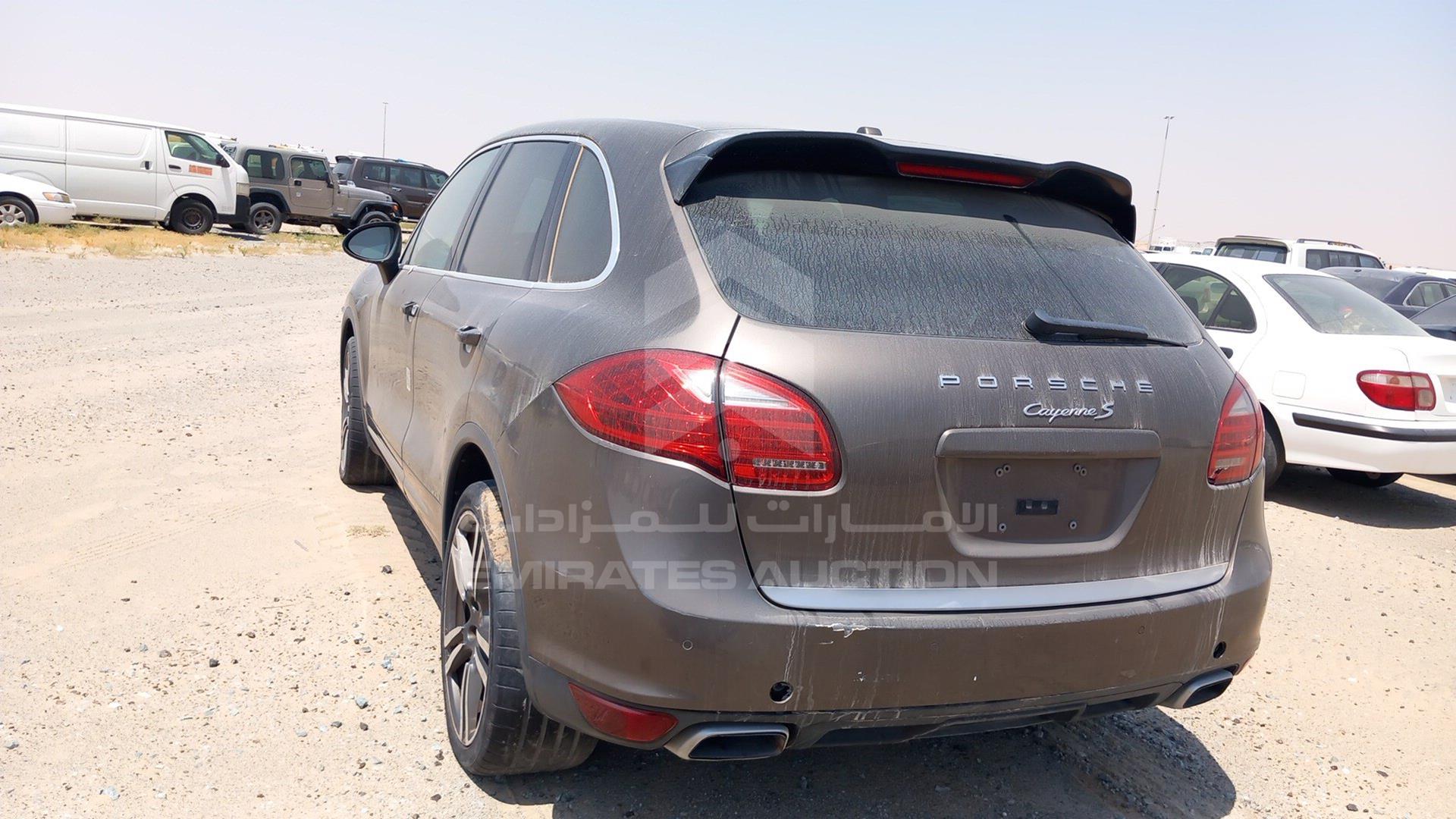 2013 PORSCHE CAYENNE VIN: WP1AA2A23DLA02678