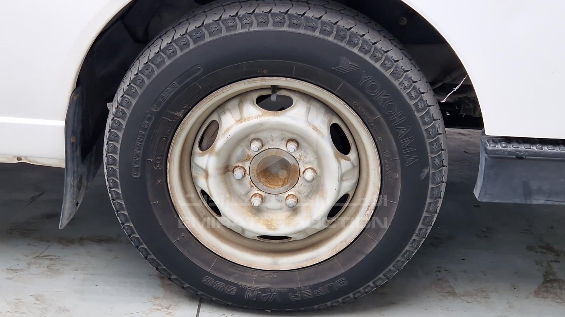2004 NISSAN URVAN VIN: JN6FE52S44X406719