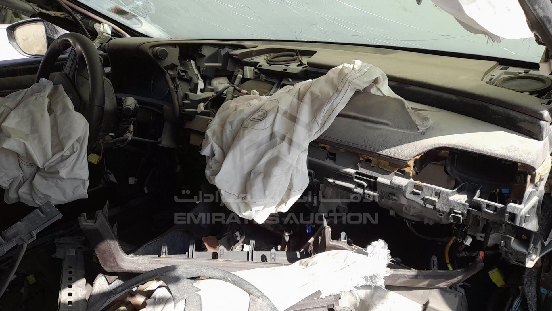 2020 LEXUS ES 300H VIN: JTHB21B19L2092439