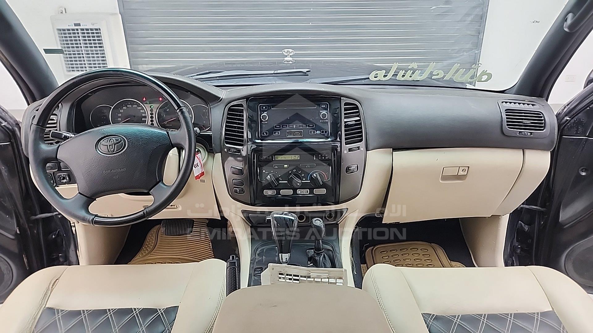 2005 TOYOTA LAND CRUISER VIN: JTEHJ09J855117441