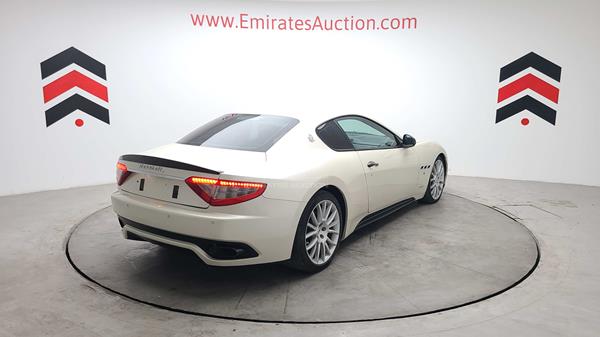 Maserati Granturrismo 2010 ZAMHH45F5A0049482 Image 5