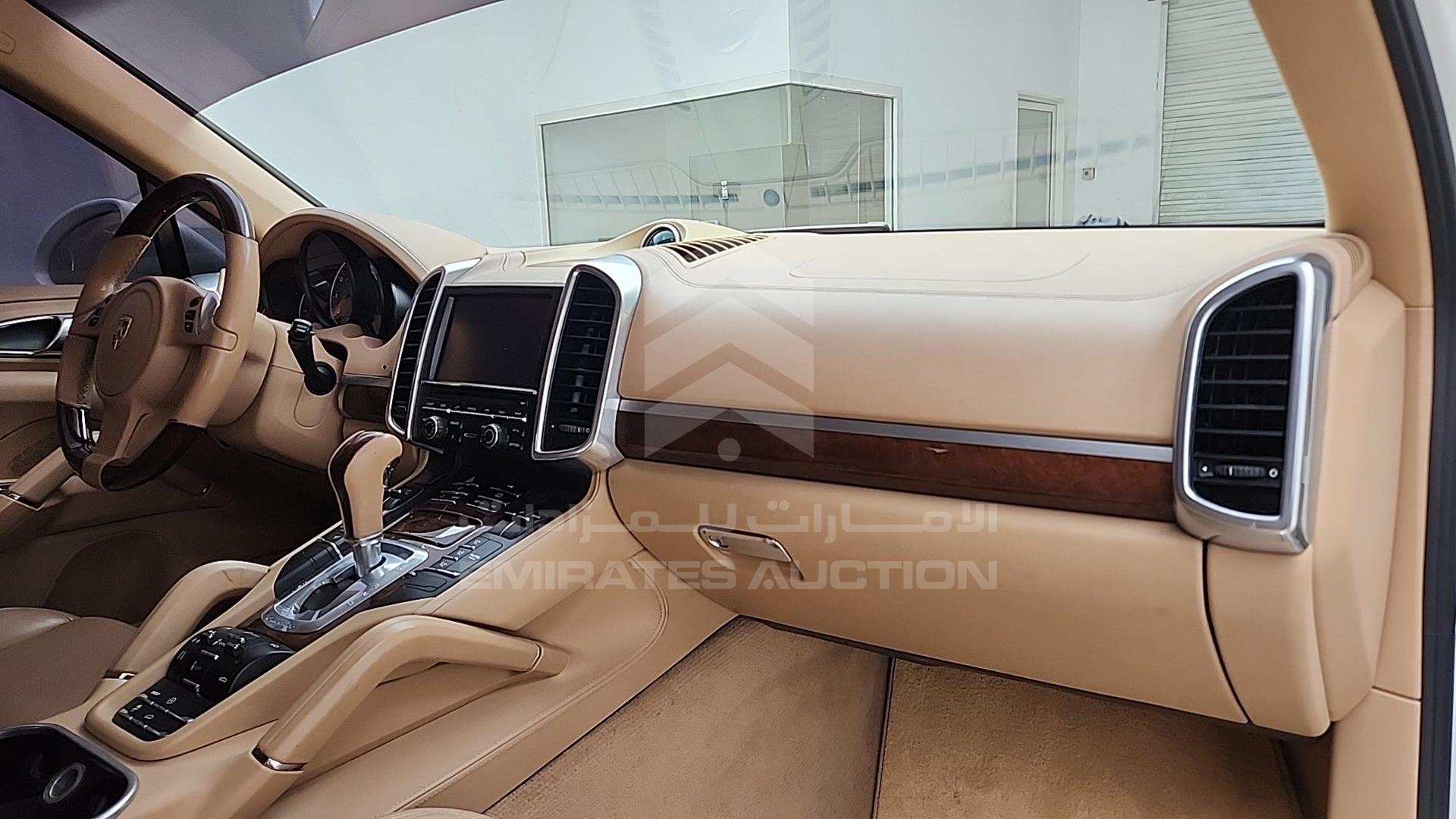 2012 PORSCHE CAYENNE S VIN: WP1ZZZ92ZCLA41900