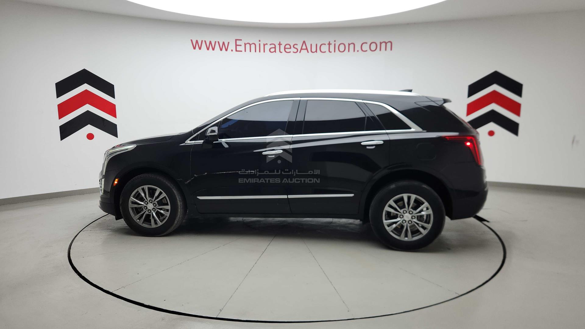 2021 CADILLAC XT 5 VIN: 1GYKNCRS7MZ137237