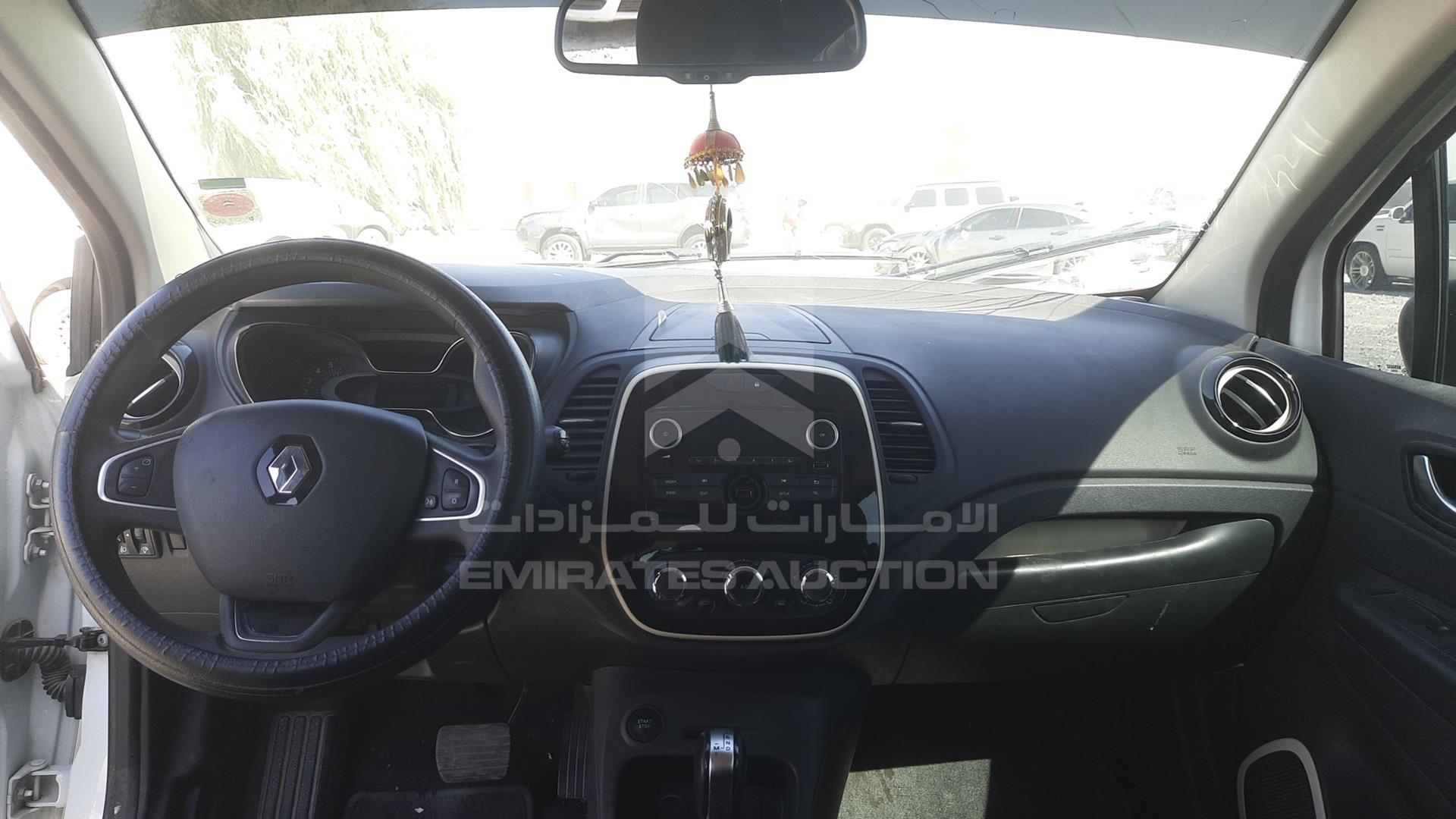 2019 RENAULT CAPTUR VIN: VF12RRJR1KW466020