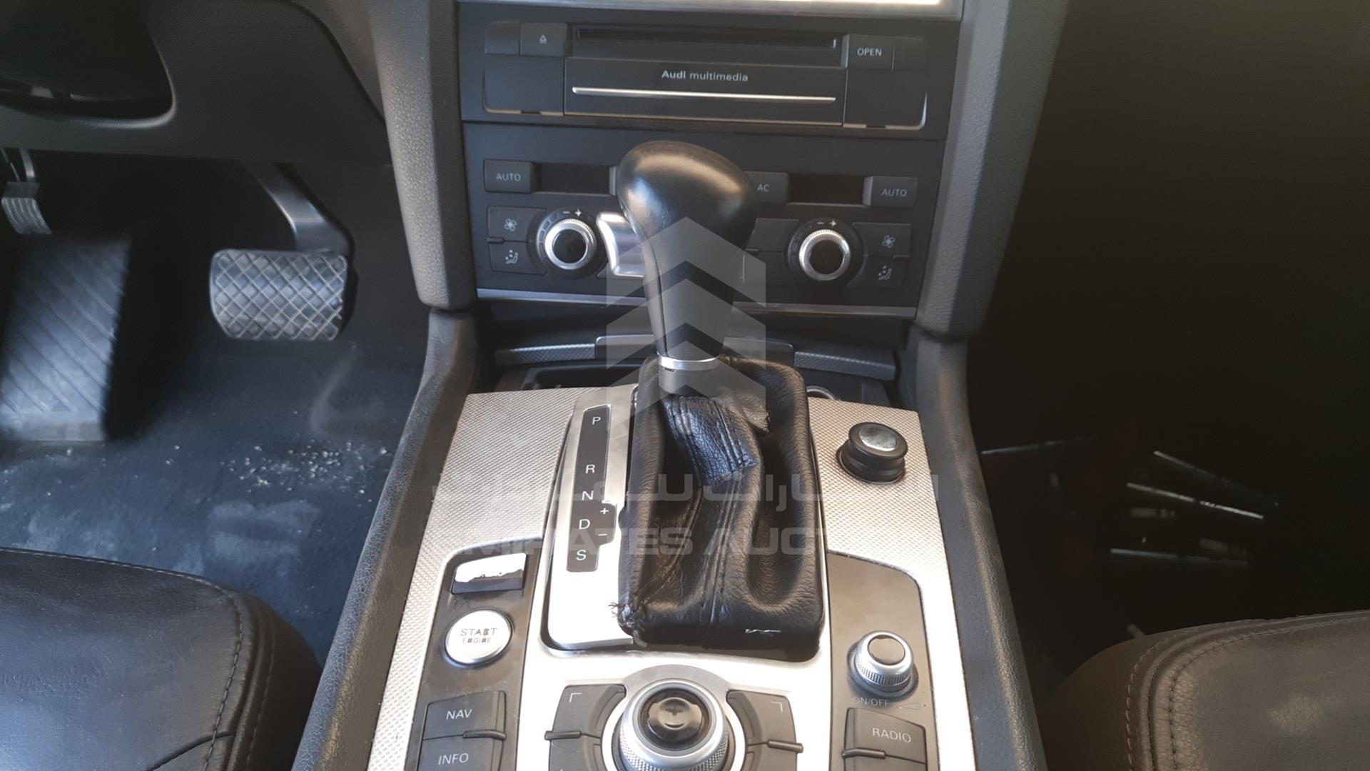 2011 AUDI Q7 VIN: WAUAGD4LXBD002021