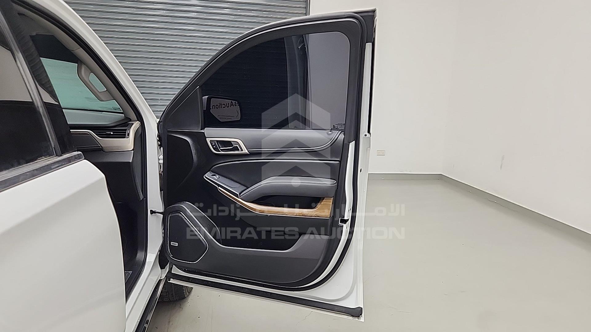 2020 GMC YUKON DENALI VIN: 1GKS27KJ9LR202180