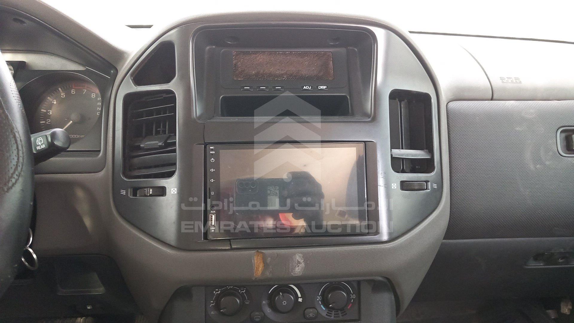 2005 MITSUBISHI PAJERO VIN: JE4MR62M05J708962