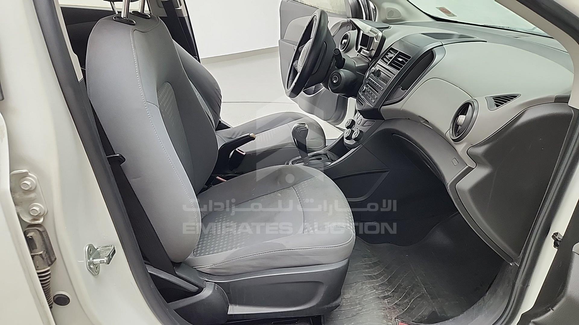 2013 CHEVROLET SONIC VIN: KL1JD5BEXDB021437