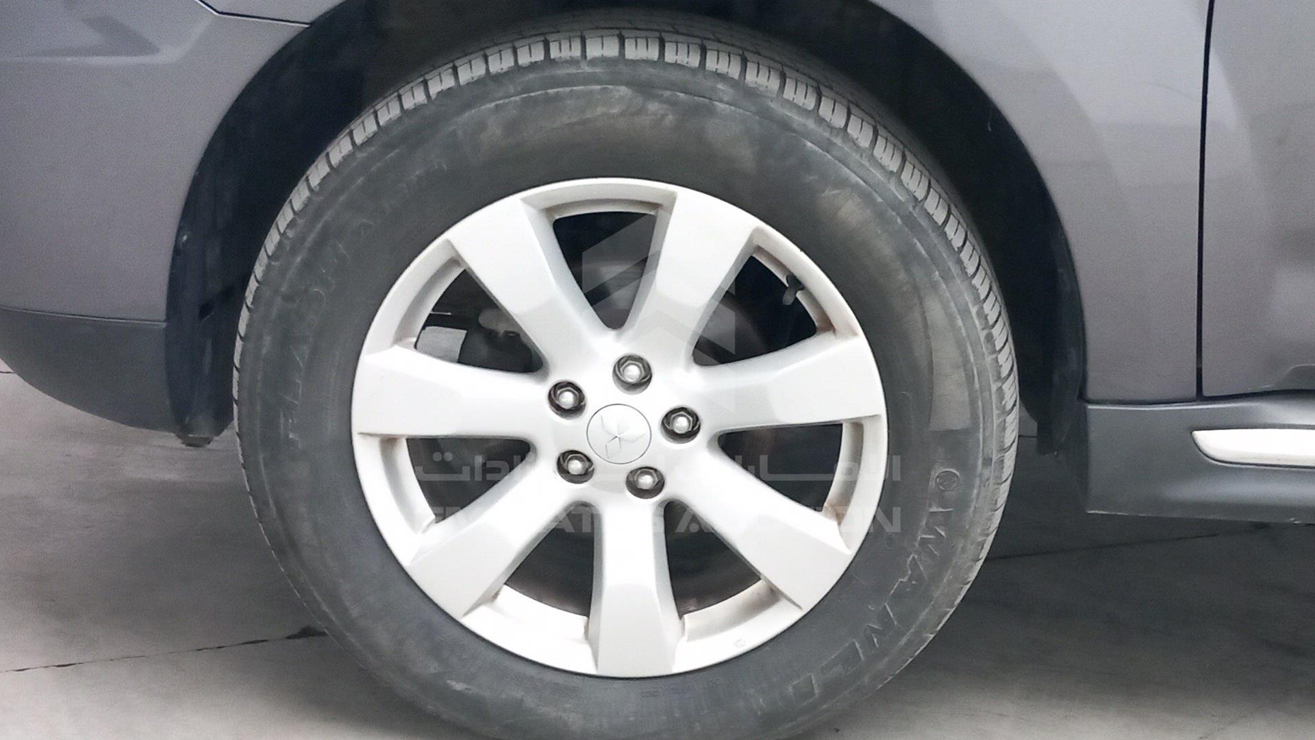 2010 MITSUBISHI OUTLANDER VIN: JMYXLCW6WAZ701229