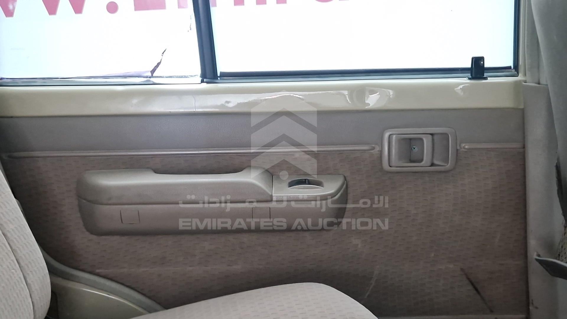 2018 TOYOTA LAND CRUISER VIN: JTFBU71J6J7069756
