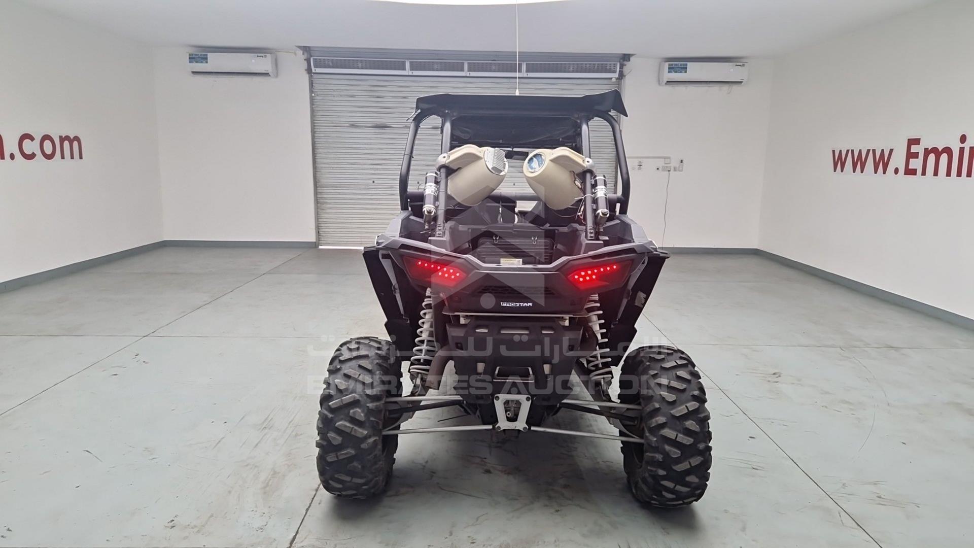 2015 POLARIS RZR XP 1000 VIN: 4XAVDE996FB944723