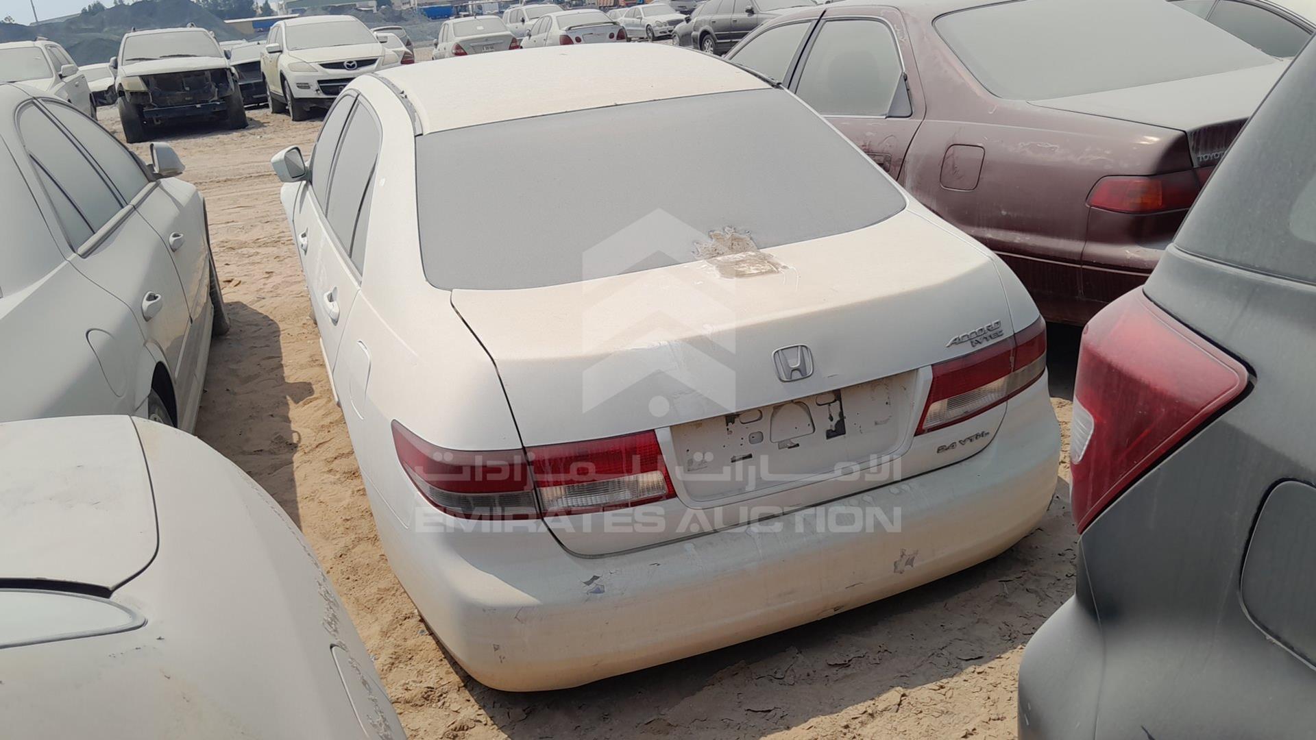 0 HONDA ACCORD VIN: JHMCM56575C400448