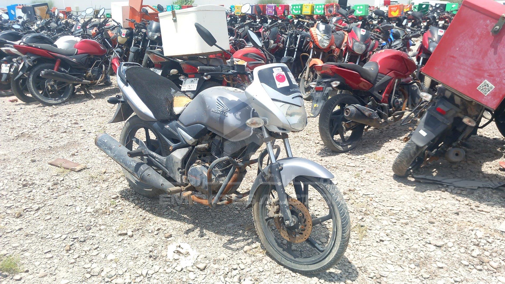 2014 HONDA UNICORN VIN: ME4KC09CGE8774998