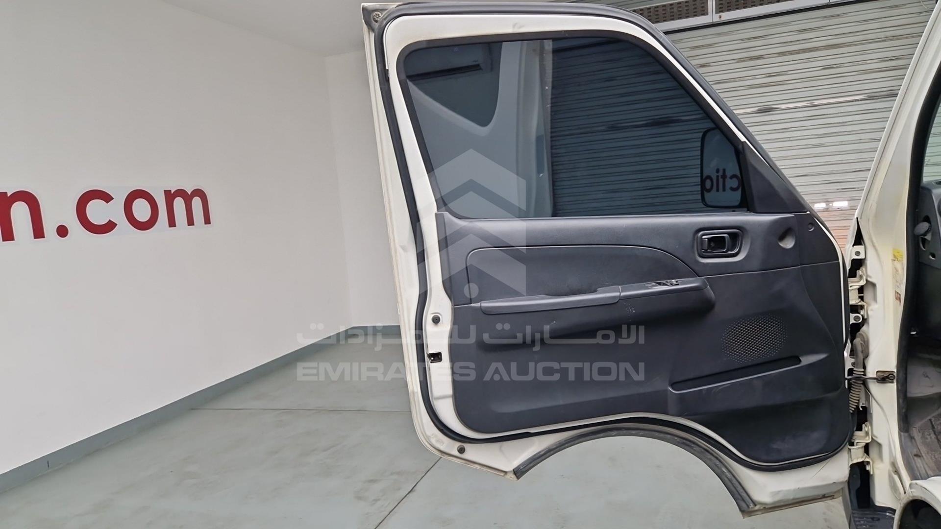 2010 NISSAN URVAN VIN: JN6AE54S8AX020680