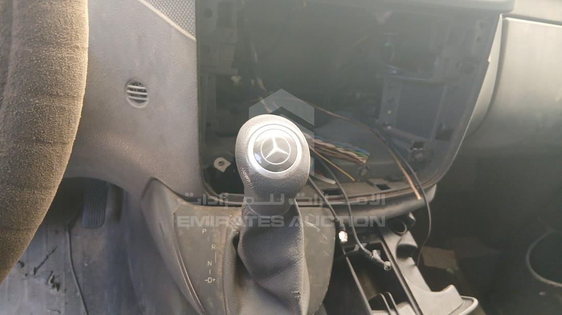 2015 Mercedes Vito — Gear View — Photo 15