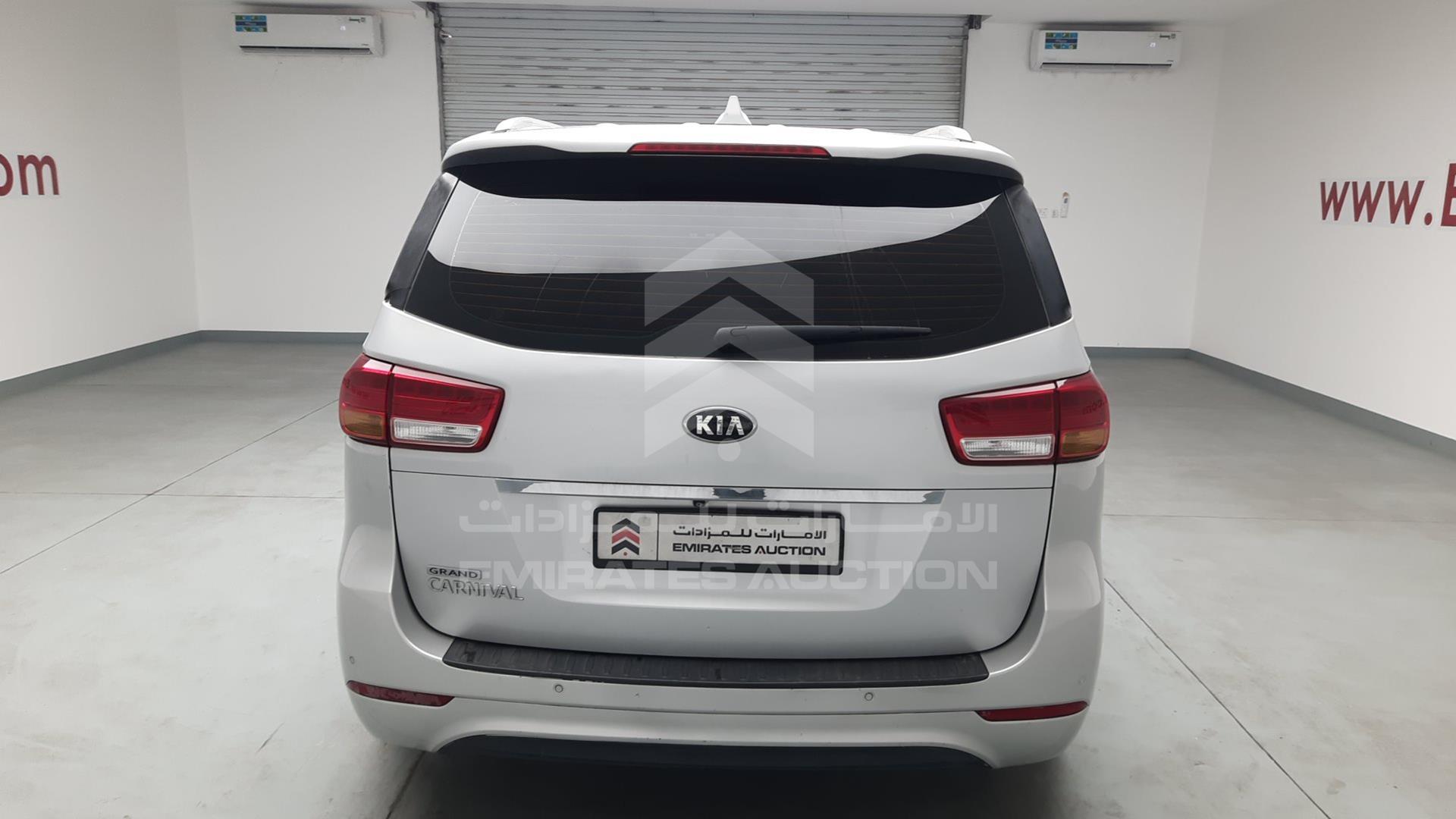 2016 KIA CARNIVAL VIN: KNAMC8126G6110112