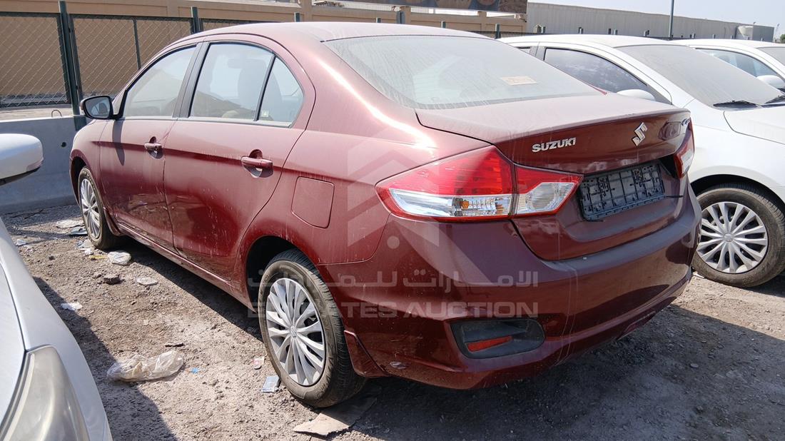 سوزوكي سياز 2023 — الزاوية الخلفية اليسرى — صورة 7
