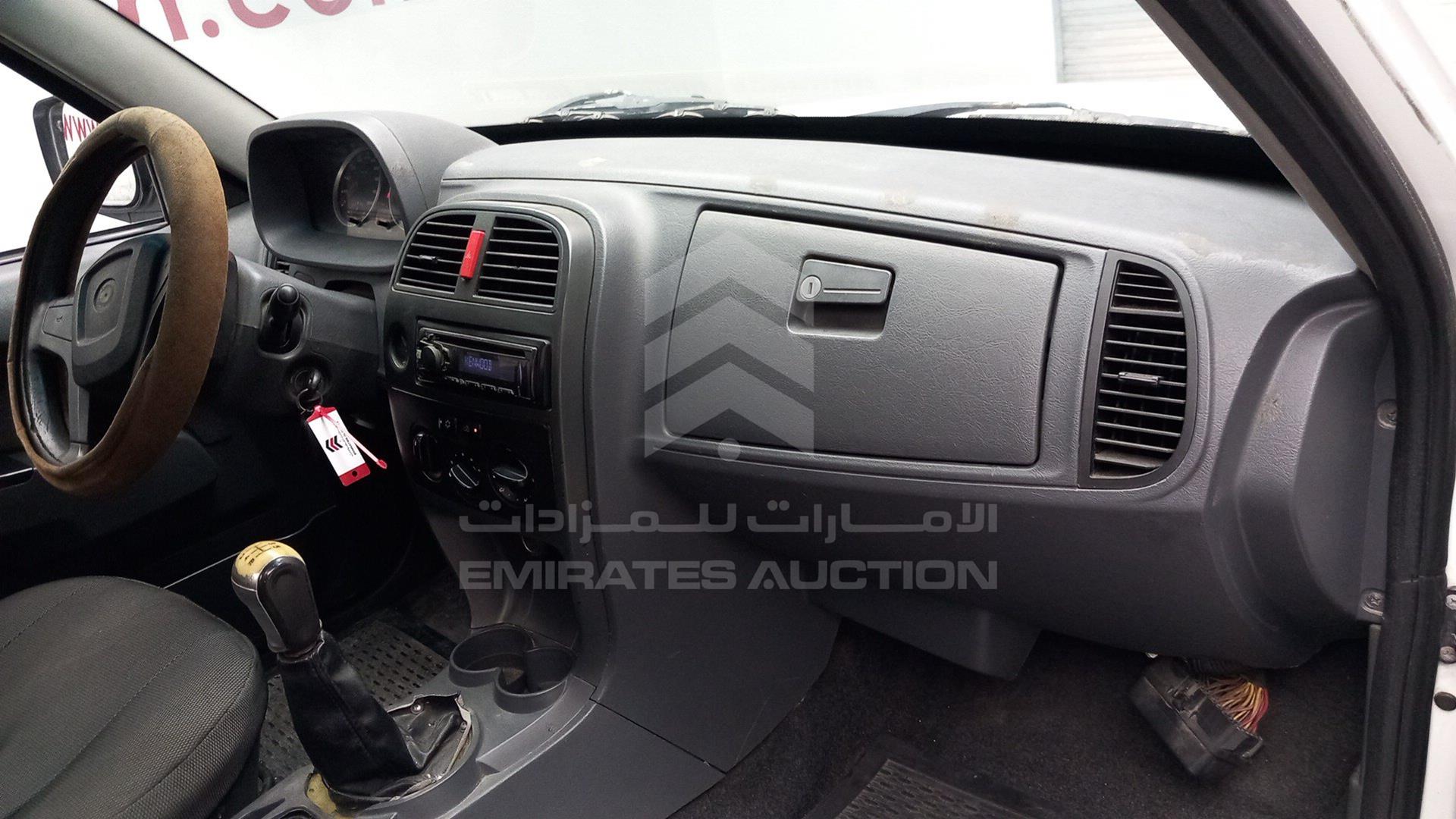2015 TATA XENON VIN: MAT464703FSL00405