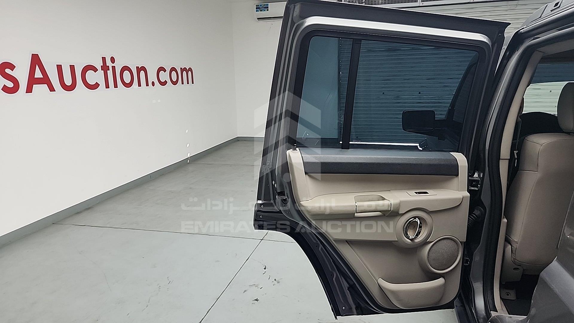 2007 JEEP COMMANDER VIN: 1J8H358N67Y591978