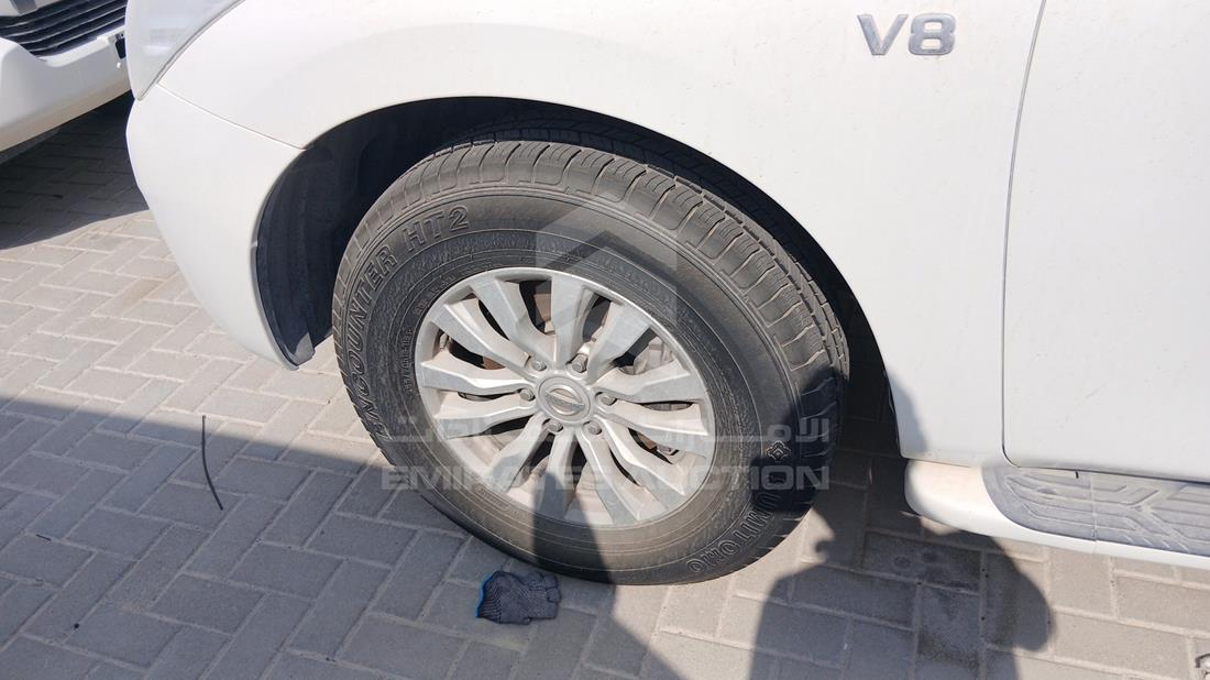 نيسان باترول 2019 — الإطار الأمامي الأيسر — صورة 31