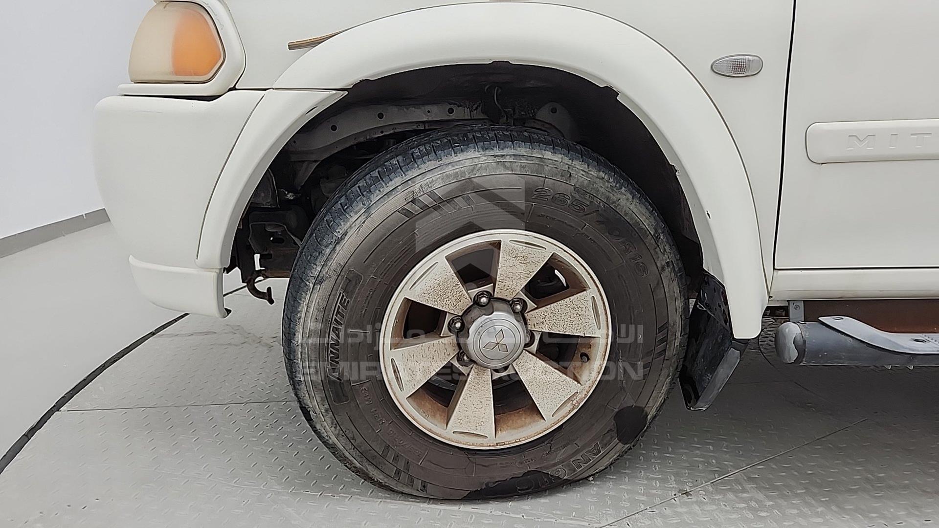 2008 MITSUBISHI NATIVA VIN: JMY0RK9608J738888