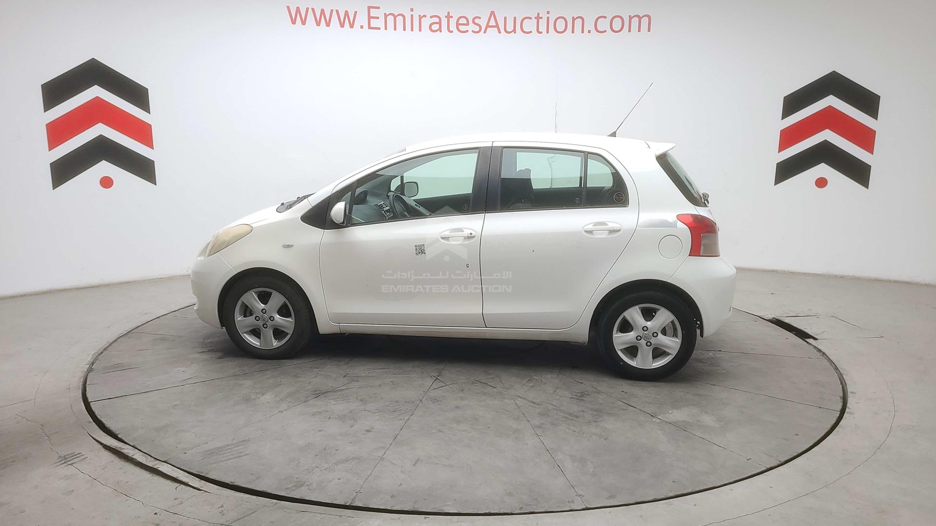 2006 TOYOTA YARIS VIN: JTDKW923765022611
